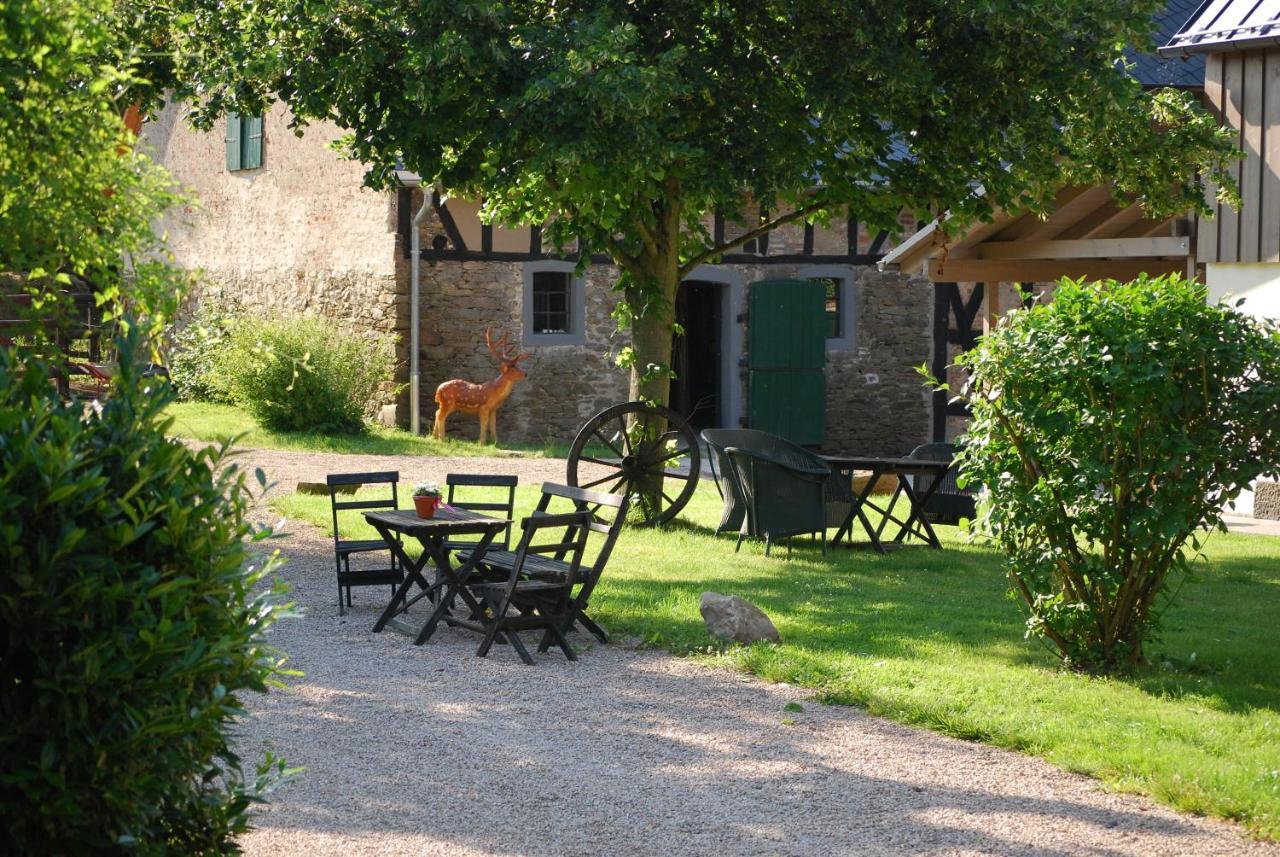 Hof Liebeneck Bed and Breakfast Osterspai Eksteriør billede